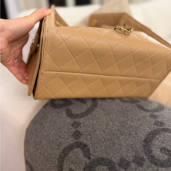 Camel Quilted Bag - Picture 4 of 4